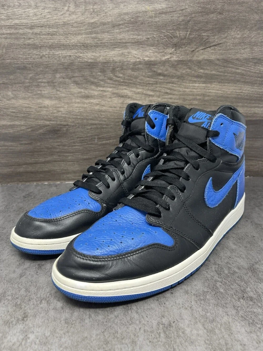 Air Jordan 1 Retro High Royal 2017 Size 14 Mens Basketball Shoes Lot 555088-007